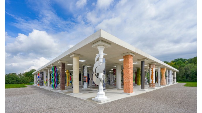 SÄULENHALLE STOA169